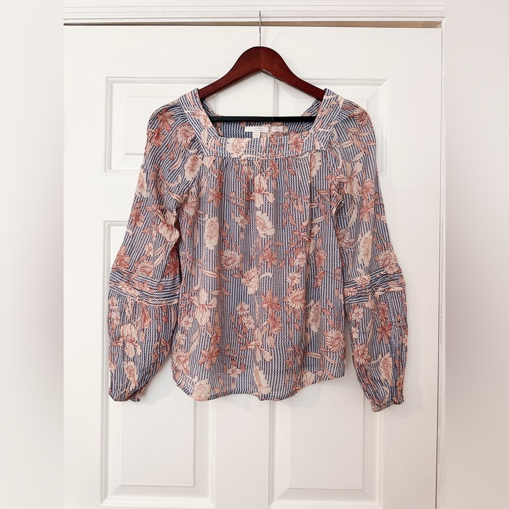 Size XS Lauren Conrad Long Sleeved Floral Blouse.